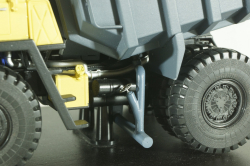 Белаз-540 карьерная поливалка, желтый/серый, Nik Models 1:43