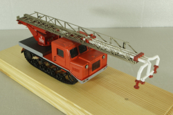 АПП-20 пожарный пеноподъемник на базе гусеничного артиллерийского тягача АТ-С модели 712, 1952 , Nik Models 1:43