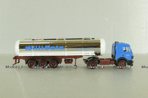 Mercedes SK 1735 LS tractor with semi-trailer tank "Willi Betz" 1989, blue/chrome, 826110, Herpa 1:87 