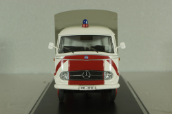 Mercedes L 319 flatbed truck Feuerwehr Dortmund, 450291600, Schuco 1:43 №2