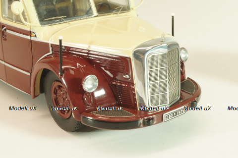 Mercedes-Benz O 6600 bus with trailer "Stuttgarter Sehloss Kurier" 1951 , red/cream, B66042533, Schuco 1:43