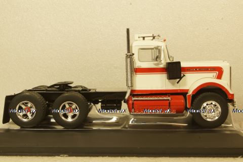 White Western Star 4864, 1970, TR107, IXO 1:43