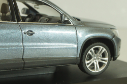 Volkswagen Tiguan 2007, grey, Schuco 1:43 Уценка!