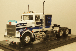 Marmon CHDT 1980 white, TR083, IXO 1:43