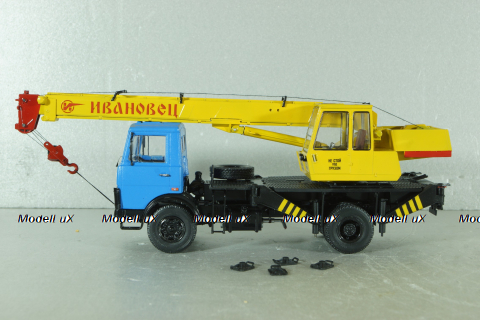 КС-3577 Ивановец, автокран на шасси Маз-5337, синий/желтый,  собран из кита, AVD models 1:43