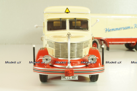 Krupp Titan with trailer "Hemmersam & Rasmussen" Lubeck, cream/red,  Minichamps 1:43