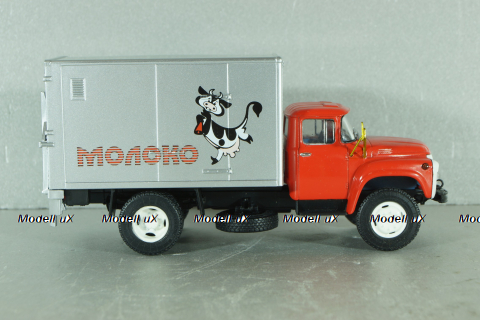 У-165 изотермический фургон на шасси Зил-138, красный/серебро, Наши Грузовики + АвтоИстория 1:43 