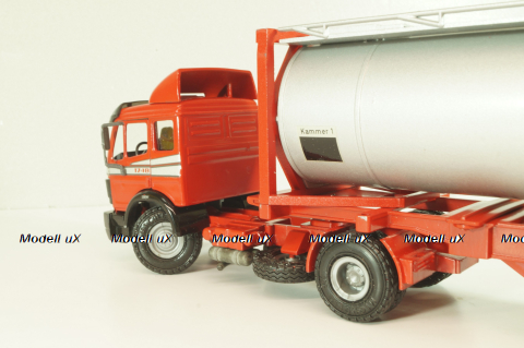 Mercedes-Benz 1748 S  tractor with semi trailer tankwechsel system, red/silver, 317/2, NZG 1:43