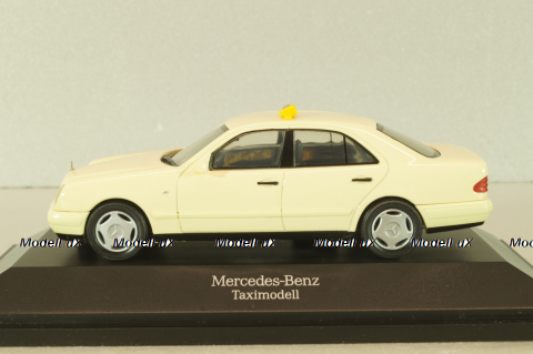 Mercedes-Benz E220 (W210) Taxi 1995, beige, B66005731, Herpa 1:43