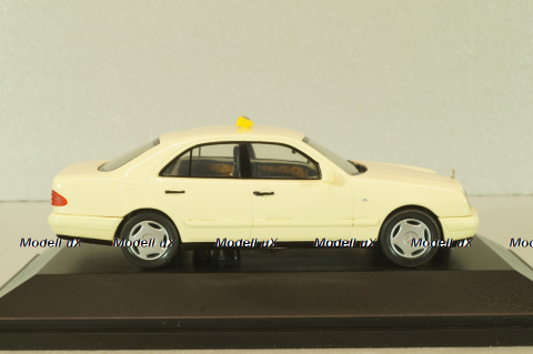 Mercedes-Benz E220 (W210) Taxi 1995, beige, B66005731, Herpa 1:43