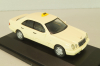 Mercedes-Benz E220 (W210) Taxi 1995, beige, B66005731, Herpa 1:43