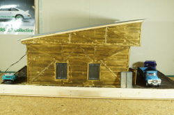 Гараж для грузовых авто с освещением, Garage Models 1:43