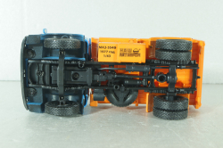 Маз-5549 грузовик с самосвальным кузовом 1983, синий/оранжевый, Наш Автопром 1:43