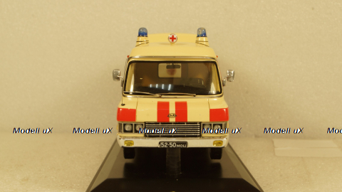 ЗИЛ 118 КА "Скорая Помощь" с интерьером, 111904, DiP Models 1:43