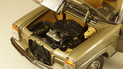 Mercedes Strich 8 Coupe (C114) metallic-grey, SUN4589, SunStar 1:18