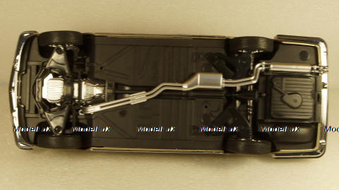 Mercedes Strich 8 Coupe (C114) metallic-grey, SUN4589, SunStar 1:18