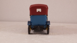 Руссо-балт С24-40 синий металлик/красный, Конверсия 1:43