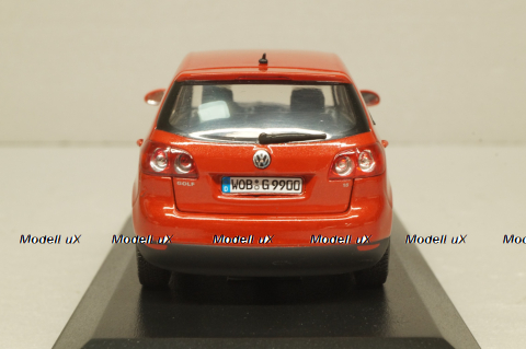 Volkswagen Golf Plus 2005 red 5M0099300A3X Minichamps 1:43
