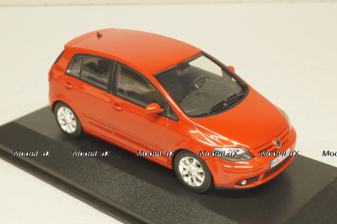 Volkswagen Golf Plus 2005 red 5M0099300A3X Minichamps 1:43