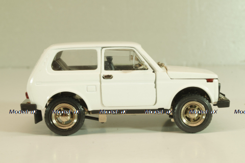 Ваз-2121 Нива, А20, белая, Тантал/Радон 1:43