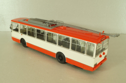 Skoda 14TR троллейбус 1980, белый/красный, Автоистория 1:43