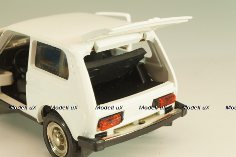 Ваз-2121 Нива, А20, белая, Тантал/Радон 1:43