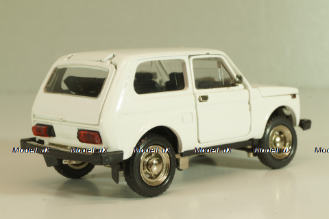 Ваз-2121 Нива, А20, белая, Тантал/Радон 1:43