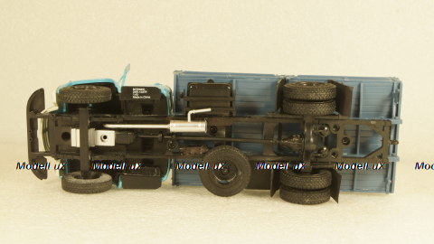 Зил-8Э130Г опытный дизельный голубой, Алник 1:43