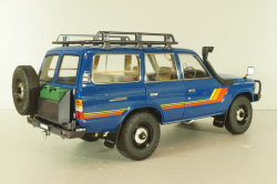 Toyota Land Cruiser 60 1981, blue, w/roof rack + (08956XBL), KYO8956XL, Kyosho 1:18
