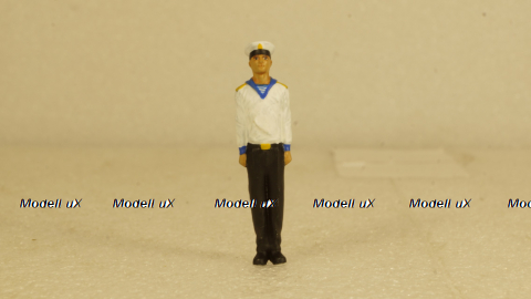 Фигурка Морячок в белом, Кит 1:43