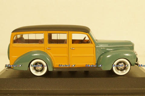 Ford De Luxe 1940, green/wood, 100 years Ford Motor Company, Minichamps 1:43
