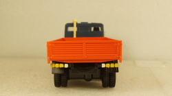 Камаз-5320 бортовой синий/оранжевый 07.1984, Арек 1:43