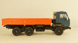 Камаз-5320 бортовой синий/оранжевый 07.1984, Арек 1:43