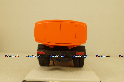 Зил-130 с кабиной Зил 131 КО-829 поливалка, KV мастерская 1:43