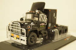 Mack R-Series, black, with rear cabin, 1966, IXOTR100, IXO 1:43 Уценка!