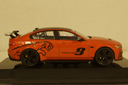 Jaguar XE SV Project 8 2017 orange/black , Altaya 1:43
