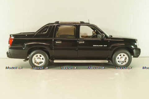 Cadillac Escalade EXT Pickup 2002, black, Anson 1:18