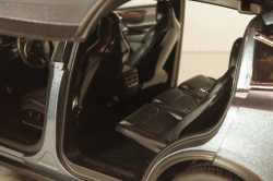 Tesla Model X 2016, light grey, LS-Collectibles 1:18
