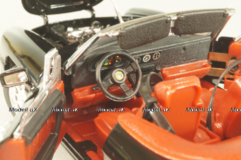 Alfa Romeo Spyder 1993, black, 330400, Universal Hobbies 1:18