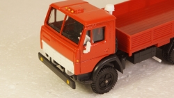 Камаз 5320 бортовой красный, Арек 1:43