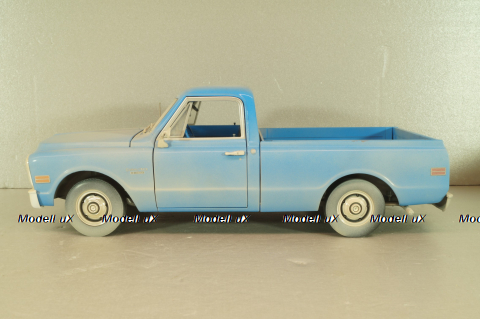 Chevrolet C-10 1971 from movie The Texas Chainsaw Massacre, blue, HWY-18014, Highway61 1:18