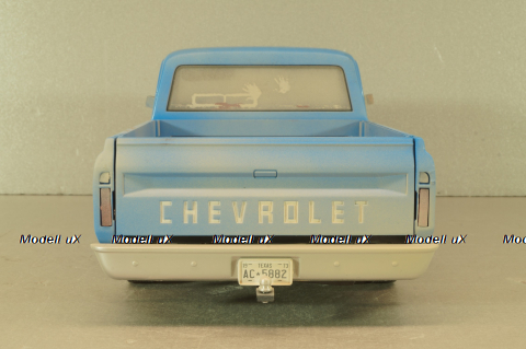Chevrolet C-10 1971 from movie The Texas Chainsaw Massacre, blue, HWY-18014, Highway61 1:18