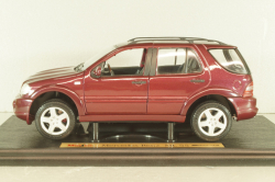 Mercedes-Benz ML 55 AMG (W163) 2000, maroon, 503348, Maisto 1:18