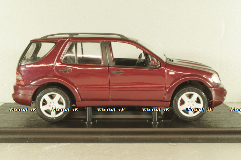Mercedes-Benz ML 55 AMG (W163) 2000, maroon, 503348, Maisto 1:18