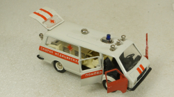 Раф-2203, медицинская, светло-серая, сентябрь 89г., Тантал/Радон 1:43