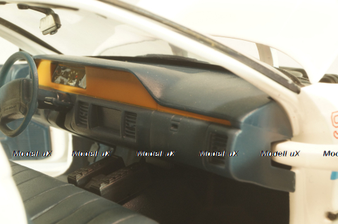 Chevrolet Caprice Police Chicago 1993, white, UT Models 1:18