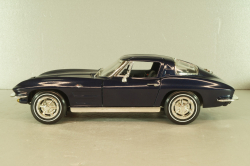 Chevrolet Corvette (C2) Stingray 1963, blue, ERTL 1:18