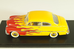 Mercury Club Coupe Street Rod 1949, yellow/red, Universal Hobbies 1:43