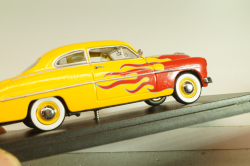 Mercury Club Coupe Street Rod 1949, yellow/red, Universal Hobbies 1:43