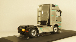 Mercedes Actros MP4 silver, TR091, IXO 1:43